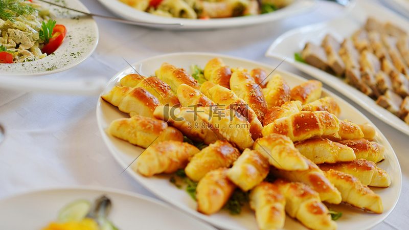 餐饮加盟代理费用：揭秘背后的真相与考量**